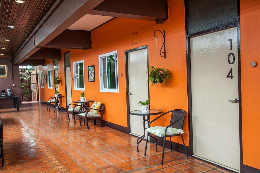 Anoma Bed And Breakfast Chiang Mai Bagian luar foto