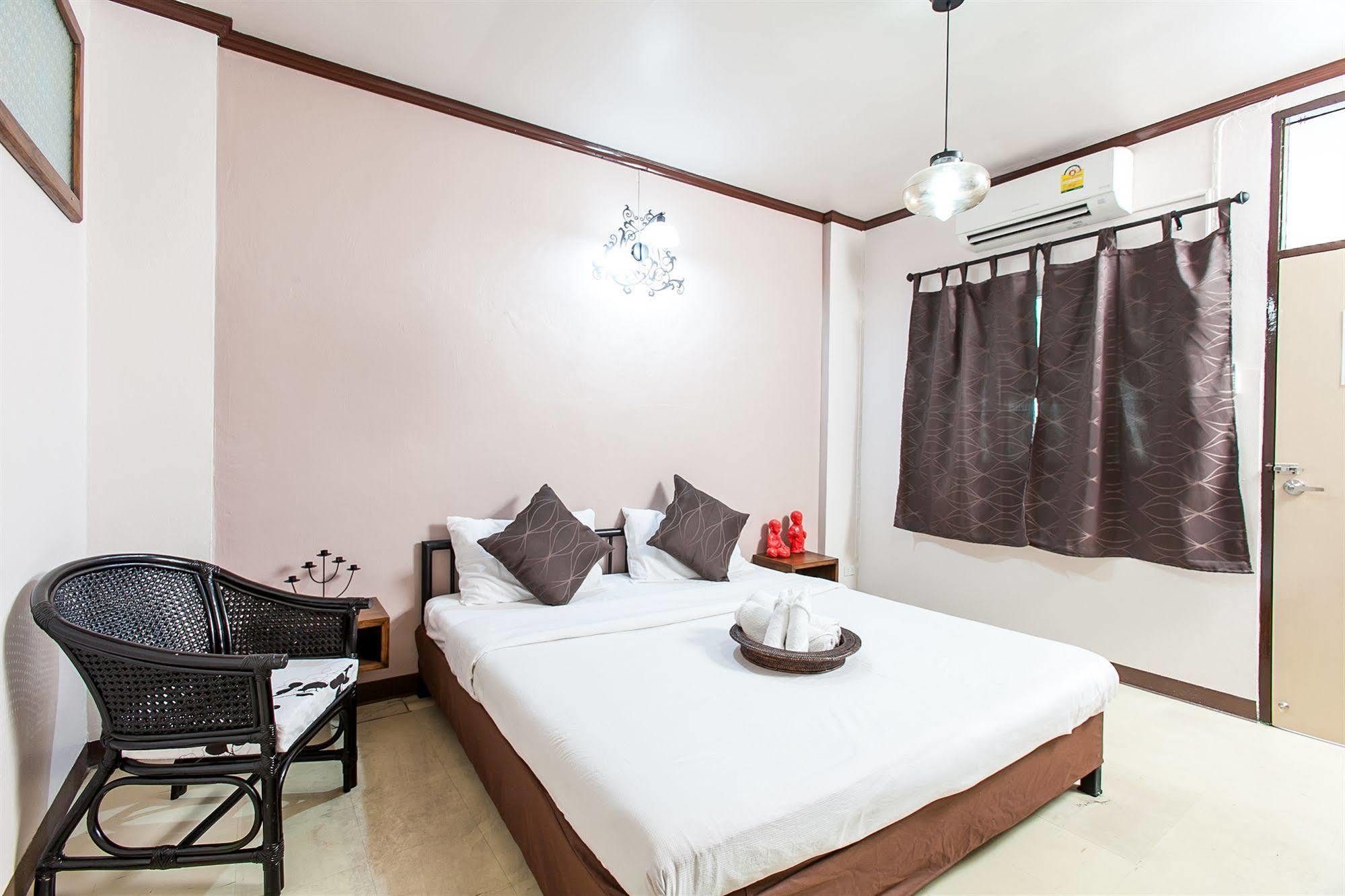 Anoma Bed And Breakfast Chiang Mai Bagian luar foto