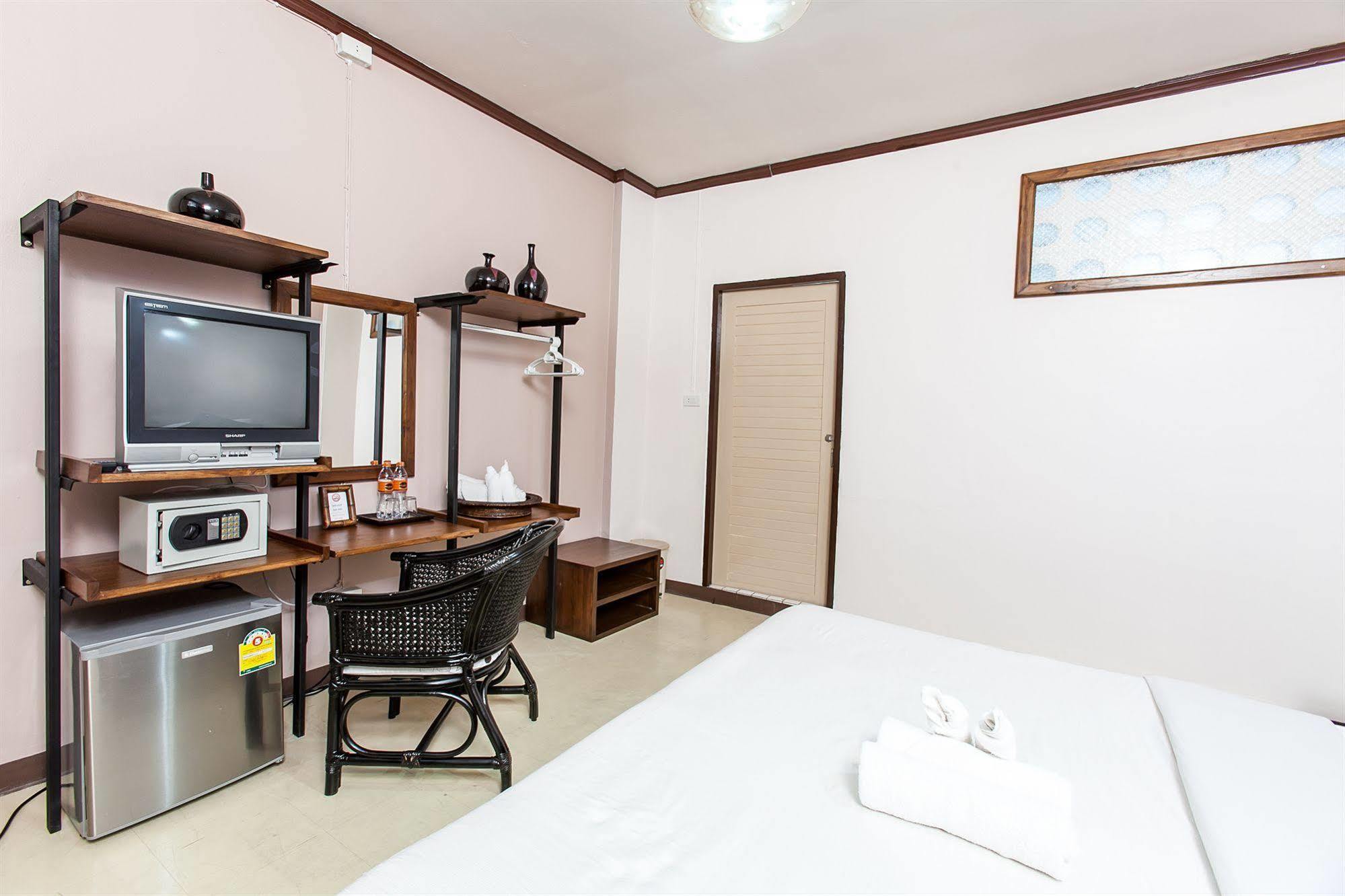 Anoma Bed And Breakfast Chiang Mai Bagian luar foto